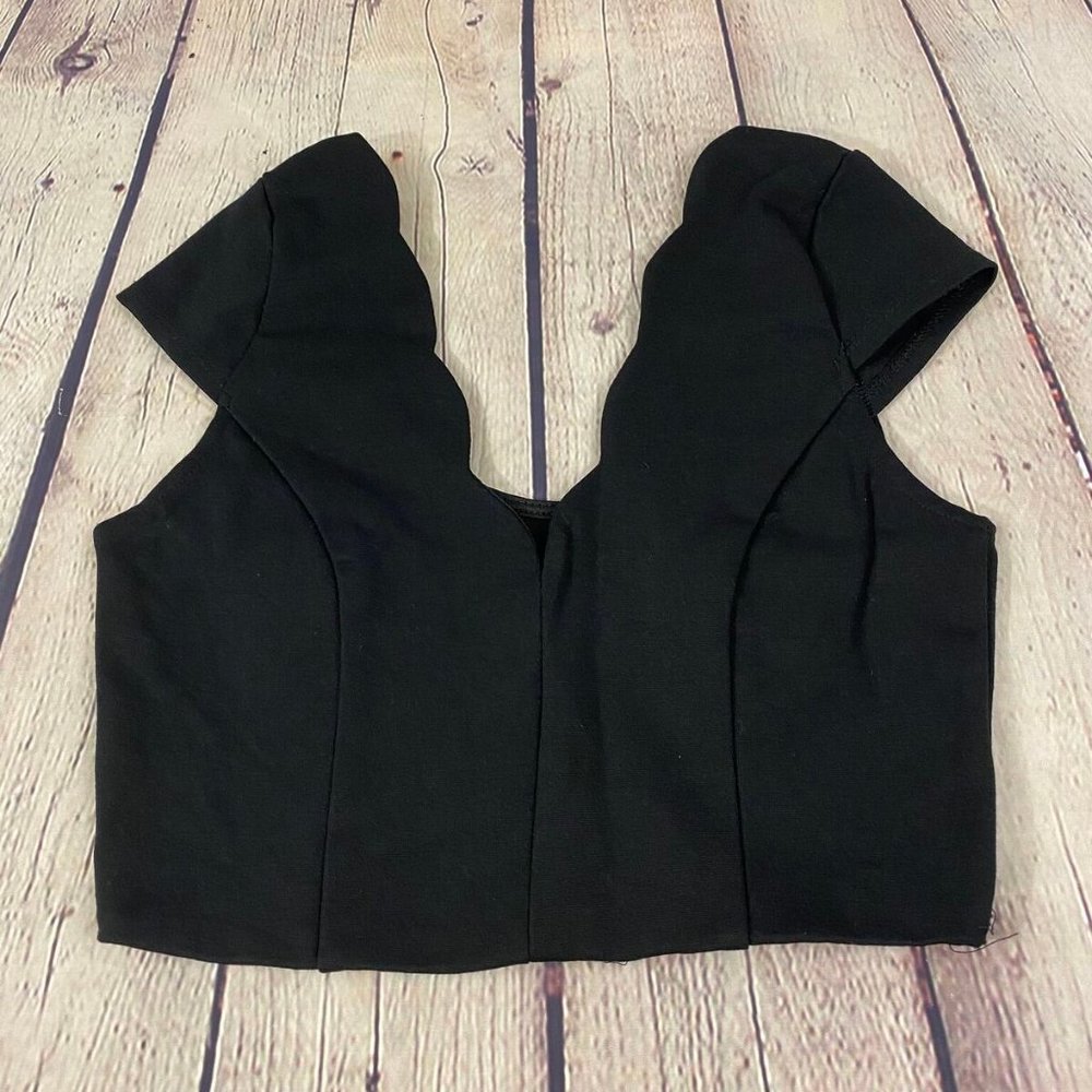 Lulu's Black Stretch Short Sleeve Casual Crop Top - Picture 1 of 5